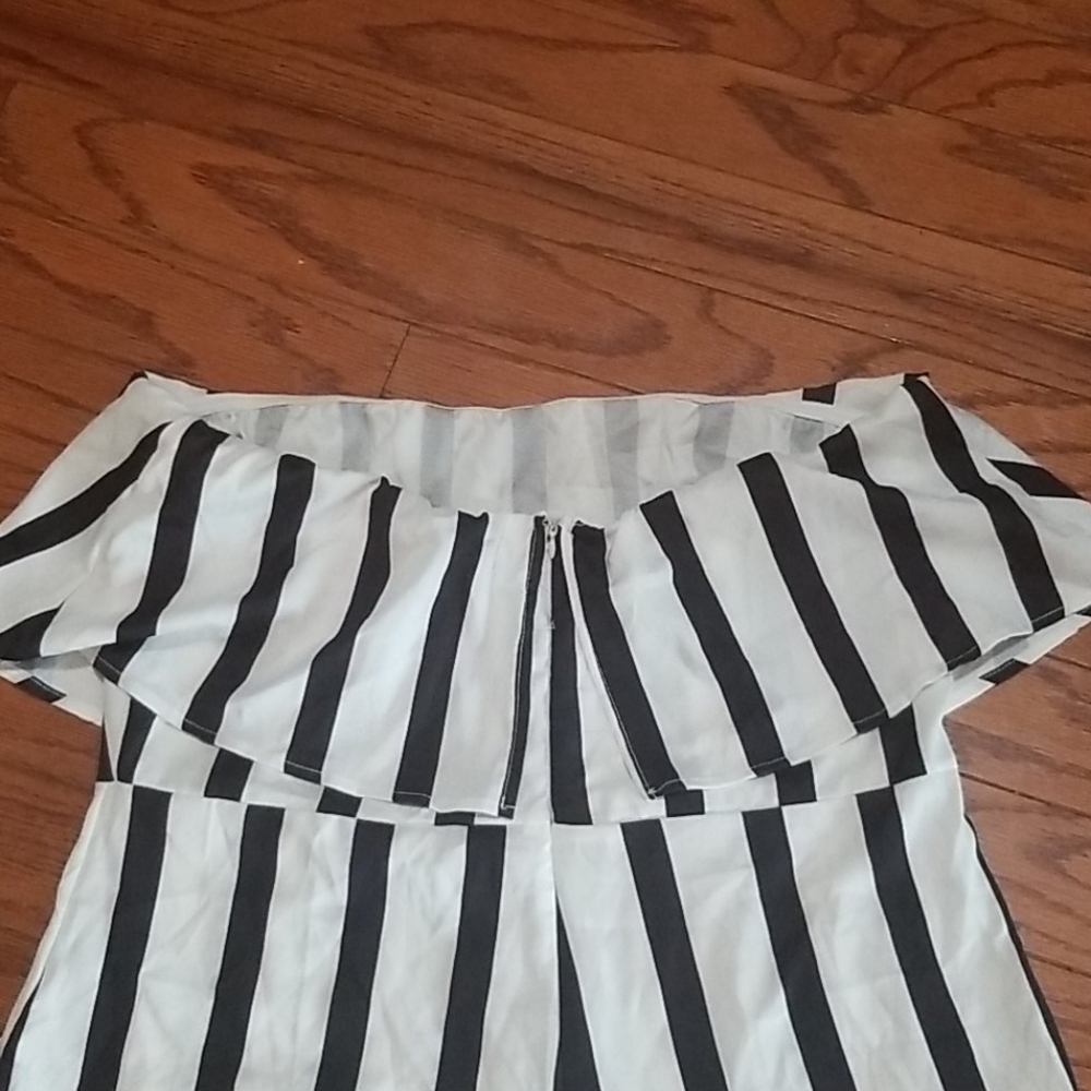 Romper - Picture 7 of 8